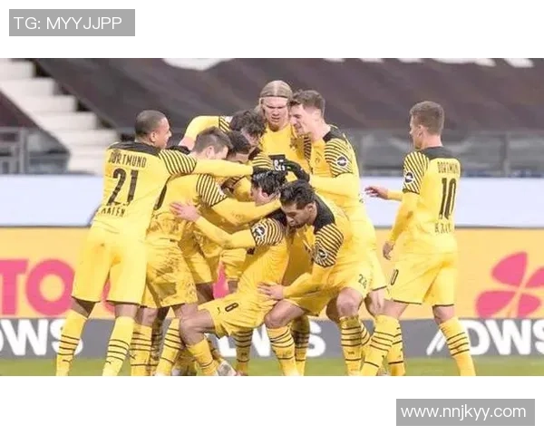 荷乙联赛精彩对决埃因霍温青年队迎战多德勒支全力争胜